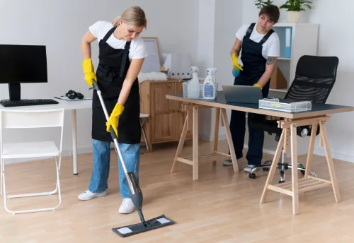 Nettoyage de bureau professionnel à Fay-le-Clos